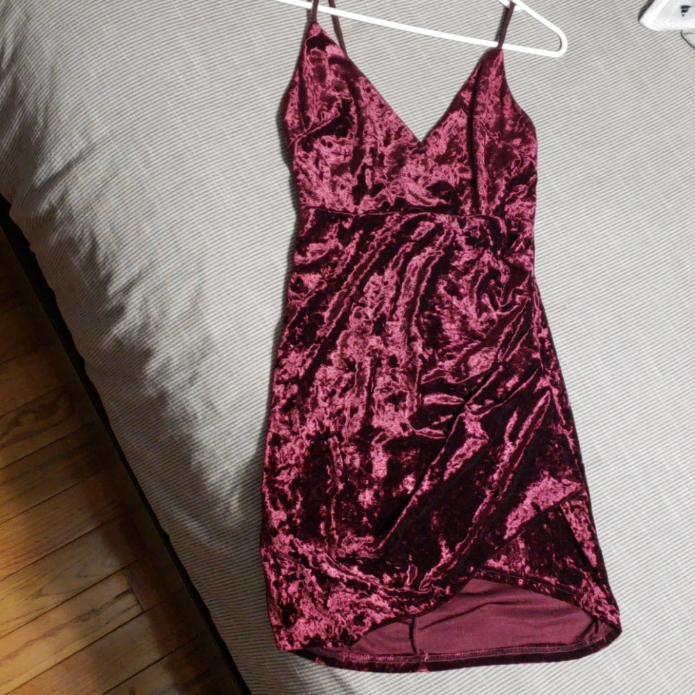FOREVER 21 DRESS - Picture 2 of 3